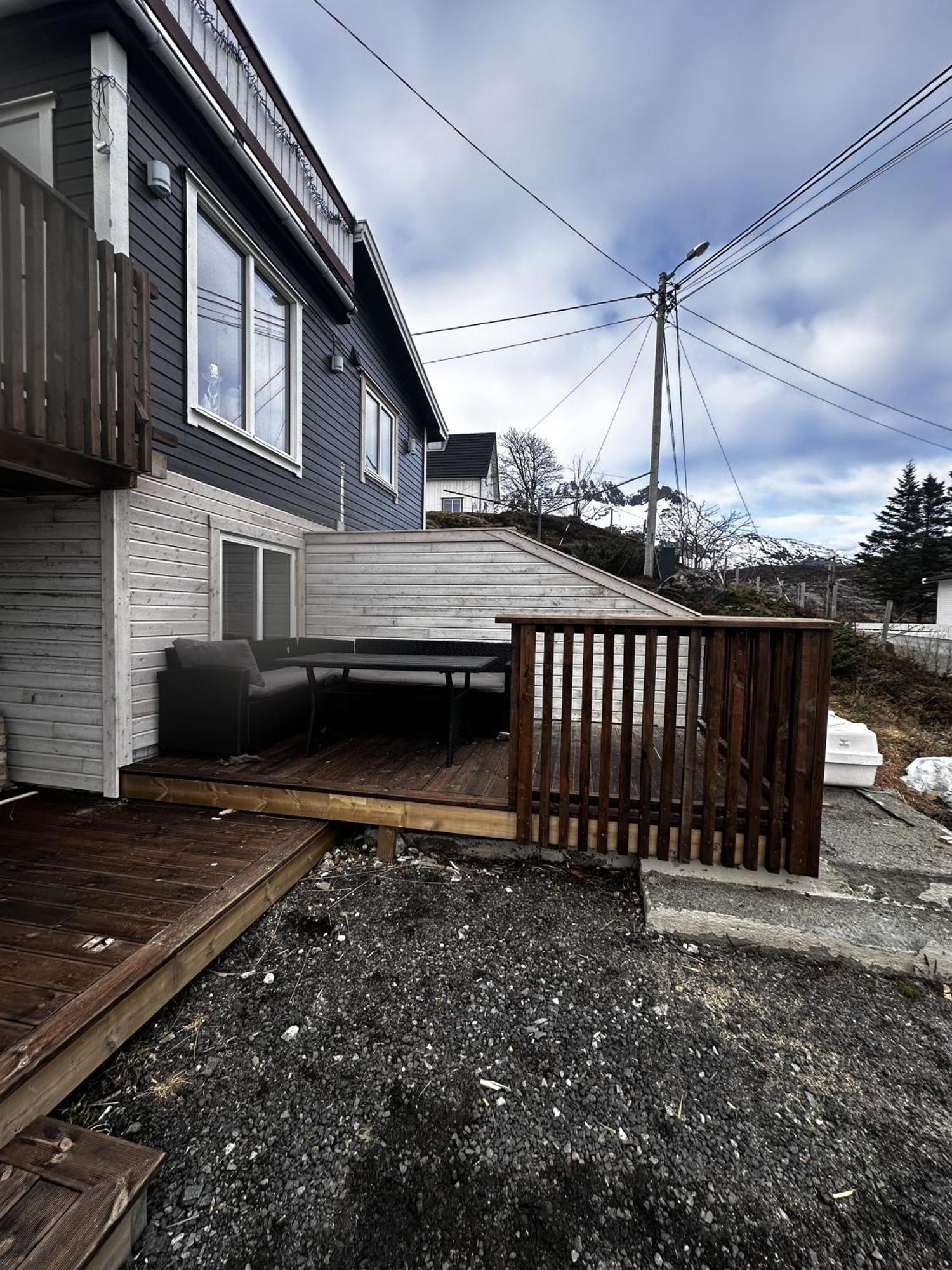 Kb Basement Apartment Sørvågen Εξωτερικό φωτογραφία