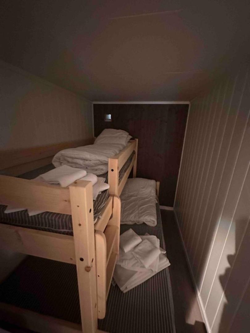 Kb Basement Apartment Sørvågen Εξωτερικό φωτογραφία